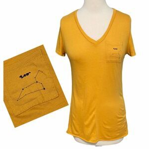 Michelle By Comune Zodiac Leo Astrology Horoscope‎ T-Shirt Mango Yellow Small